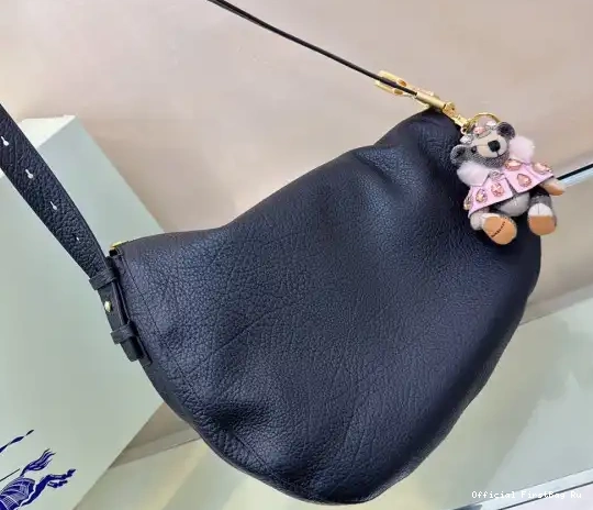 Official FirstBag Ru Knight Bag-37*13*32cm Medium BURBERRY 0501